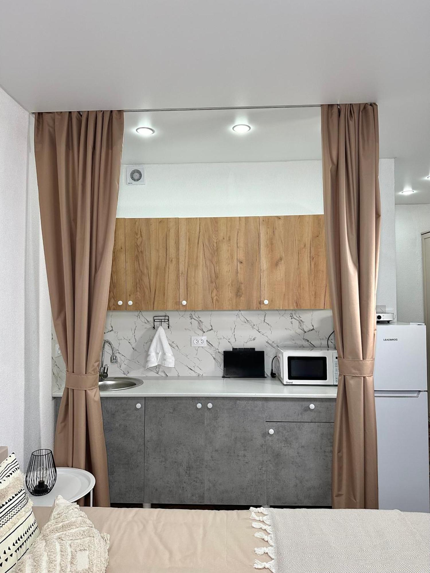 Apartments Apartment *